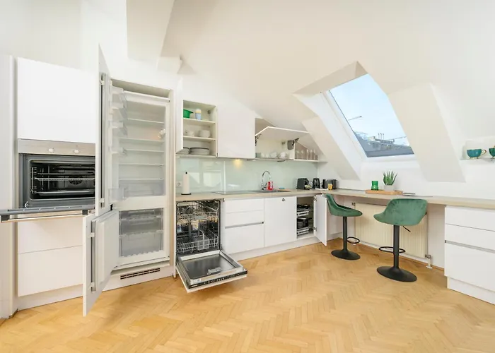 Apartamento Rooftop Haven 120m, 3br, Terrace, Views! *