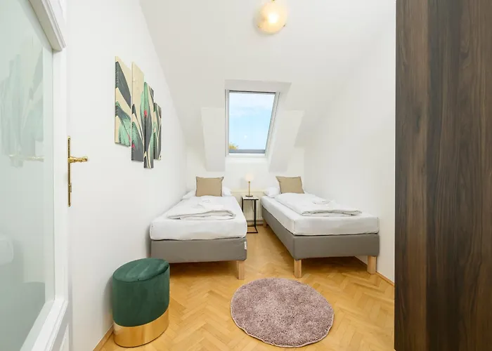 Apartamento Rooftop Haven 120m, 3br, Terrace, Views!