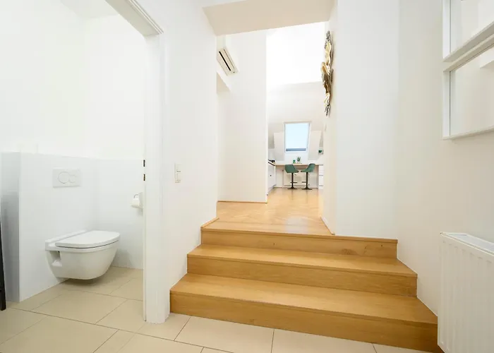 Rooftop Haven 120m, 3br, Terrace, Views! Apartamento *