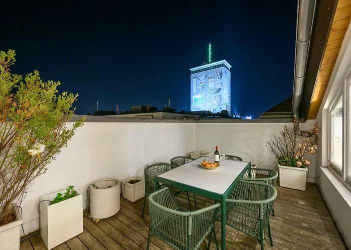 Apartamento Rooftop Haven 120m, 3br, Terrace, Views!